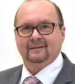 Helmut Machacek Helmut Machacek