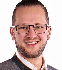 Christoph Resch Christoph Resch
